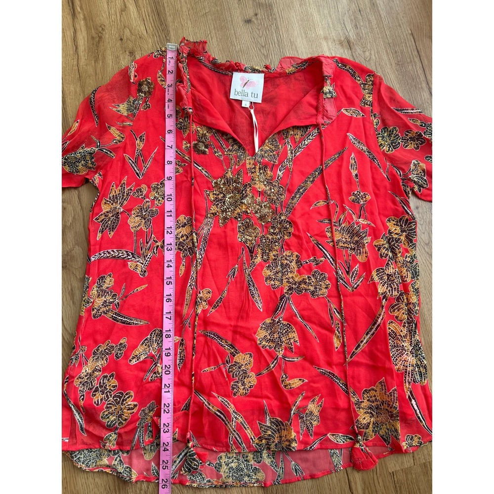 Bella Tu NWT Red Floral Embellished Silk Feel Boho Tunic Blouse Size S - Picture 7 of 7